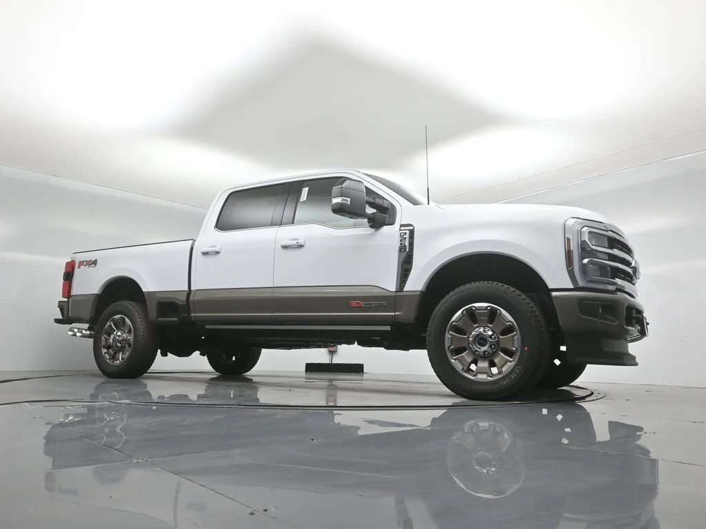 New 2026 Oxford White Ford King Ranch image 3
