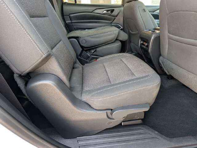 2024 Chevrolet Traverse 2LT - Photo 23