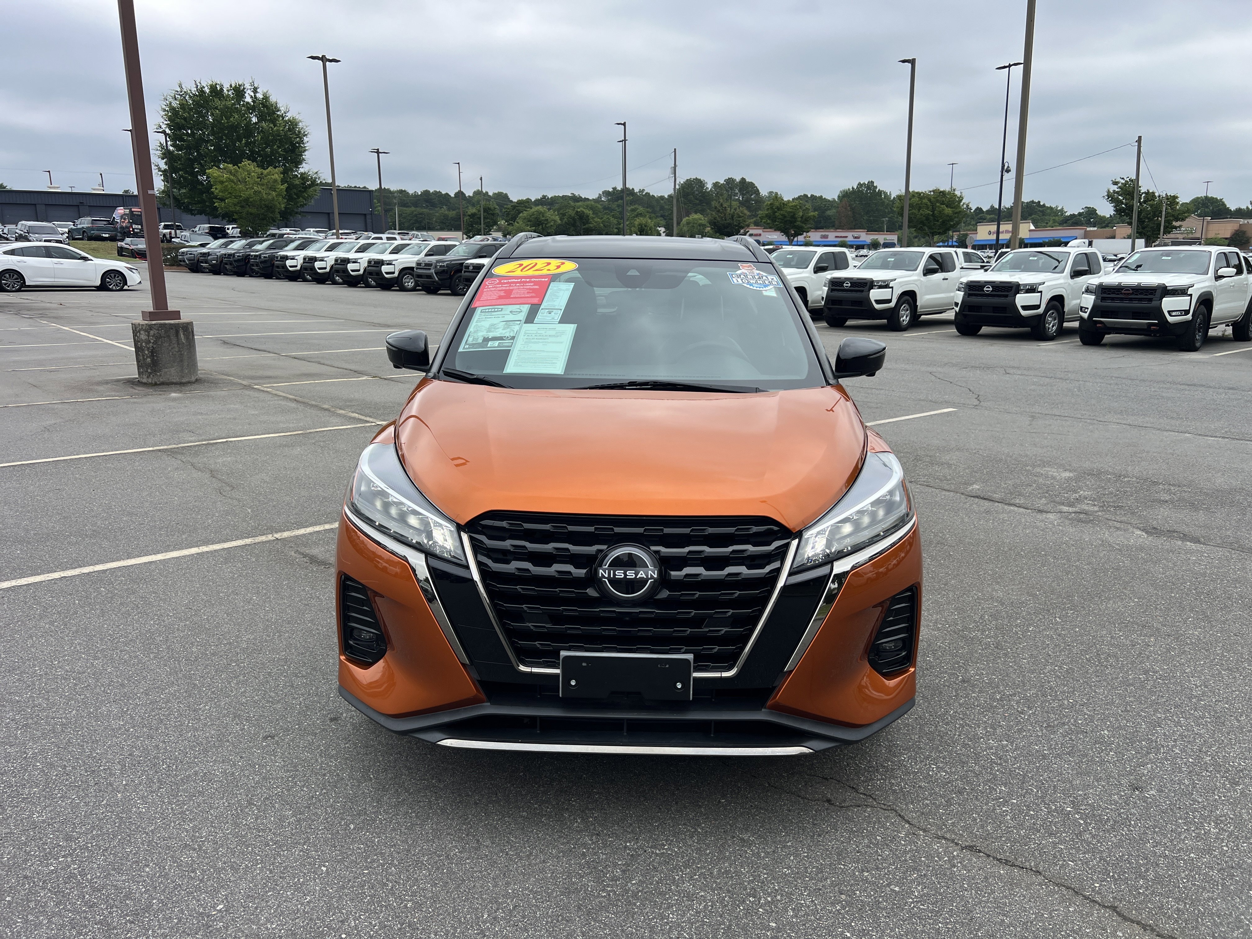 Certified Used 2023 Monarch Orange Metallic/Super Black Nissan SR image 2