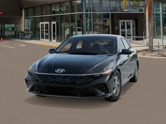New 2026 Hyundai ELANTRA SE