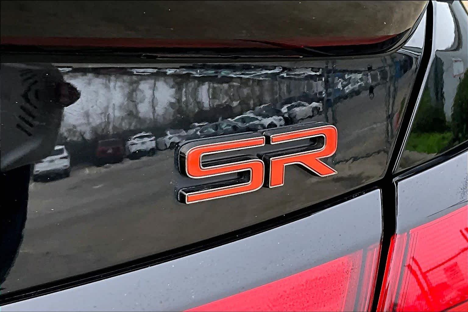 Used 2025 Super Black Nissan SR image 9