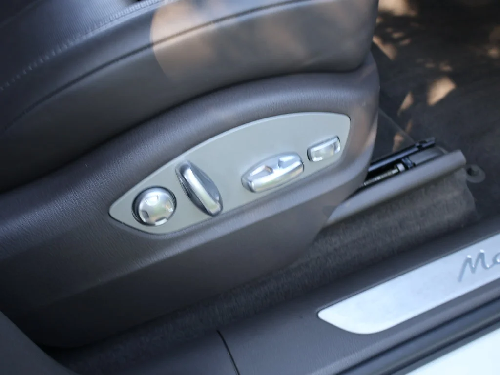 Used 2015 White Porsche S image 9