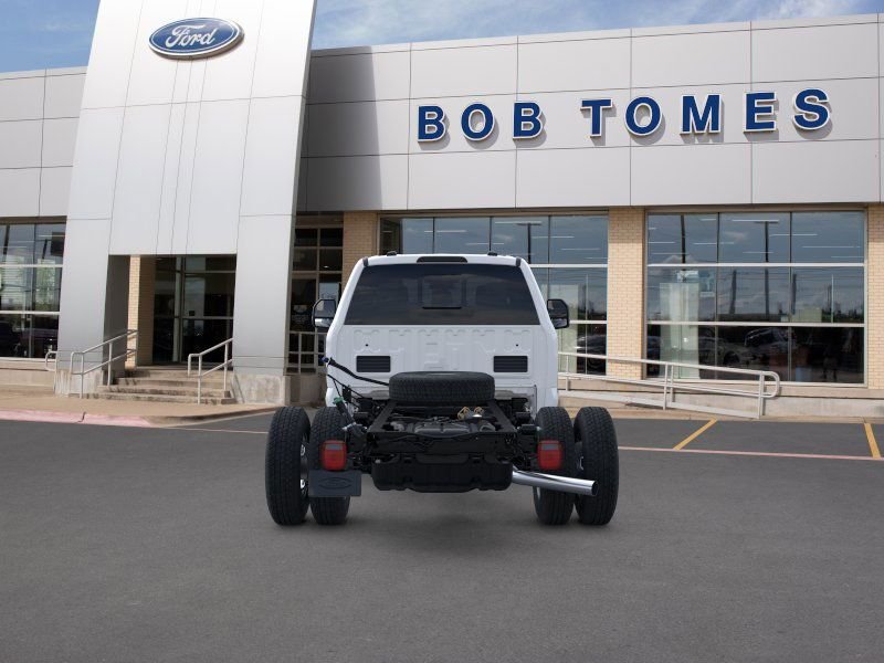 2025 Ford F-350 Super Duty Chassis Cab XL - Photo 7