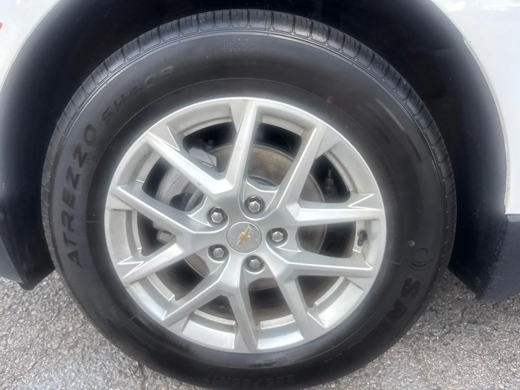 Used 2024 White Chevrolet LT image 26