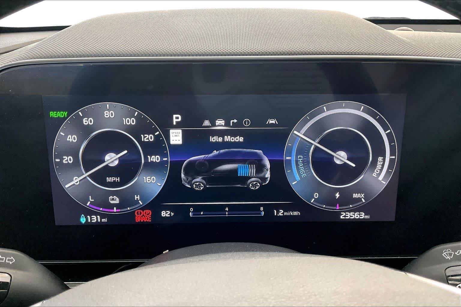 Used 2023 Runway Red Kia Wind image 25