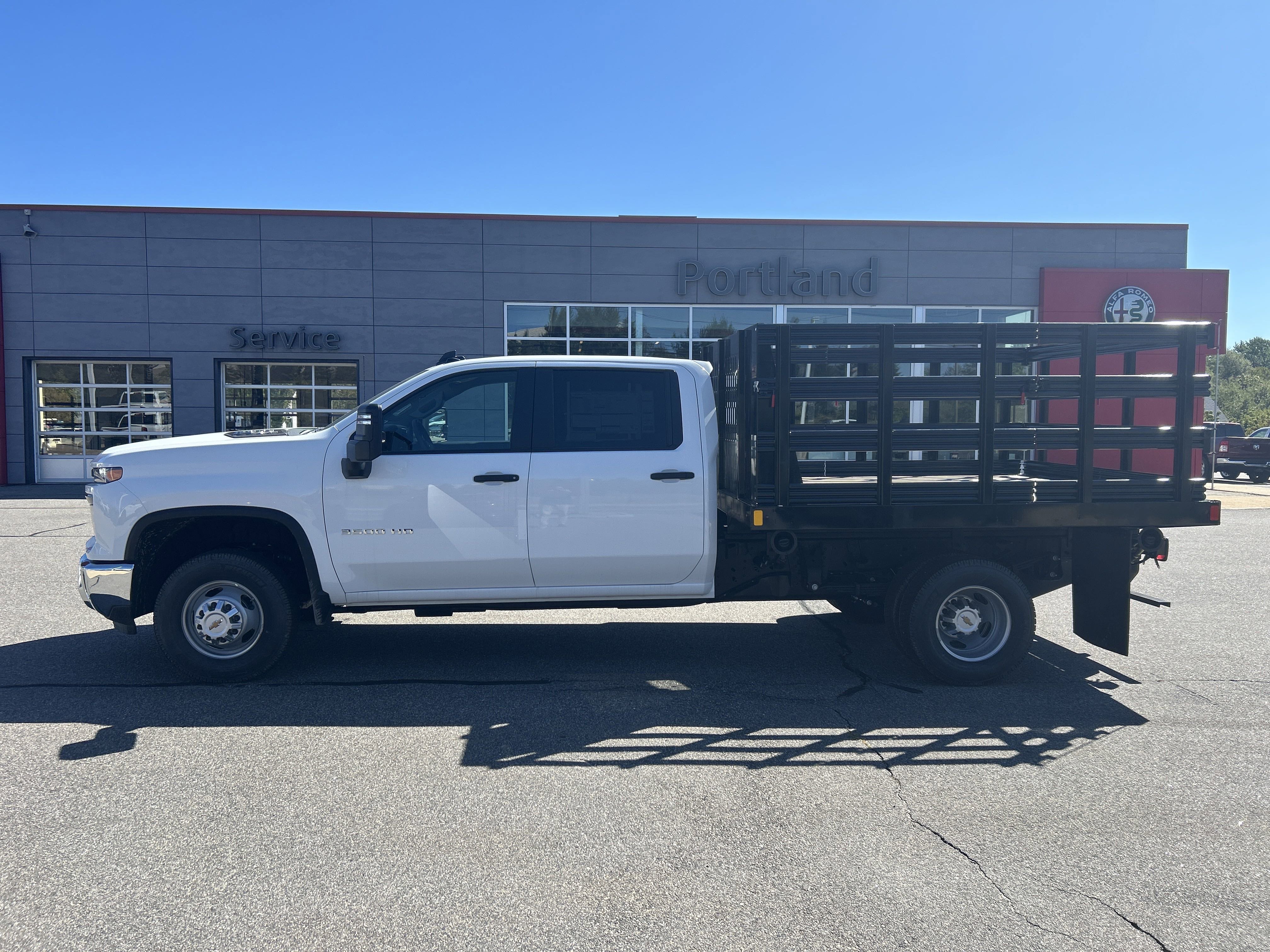2025 Chevrolet Silverado 3500 HD Work Truck - Photo 9