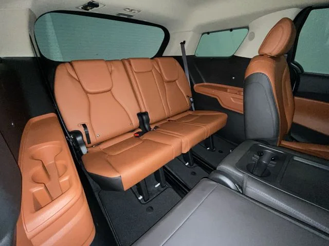 Used 2024 White Kia SX image 23