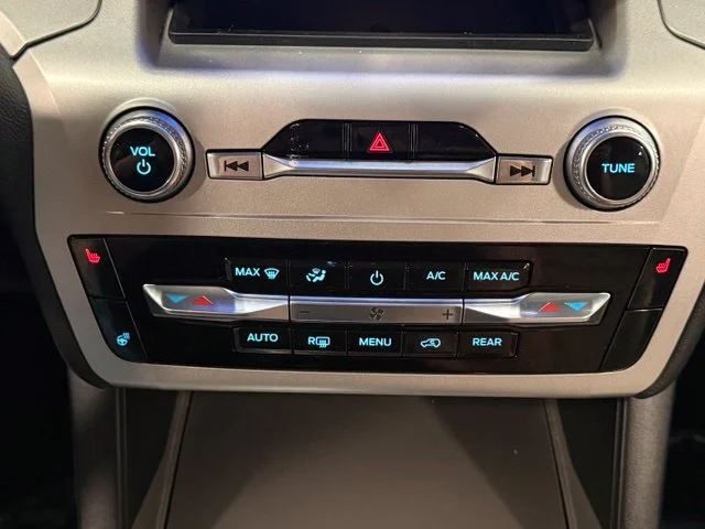Used 2022 Blue Ford XLT image 24