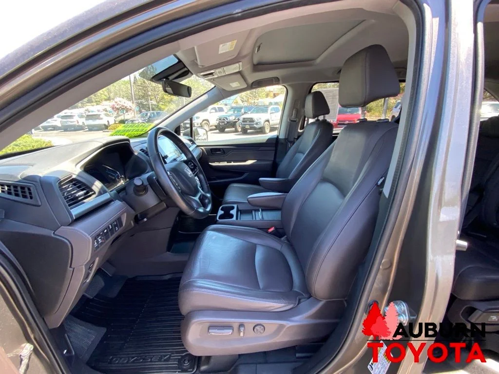 Used 2019 Modern Steel Metallic Honda EX-L image 30
