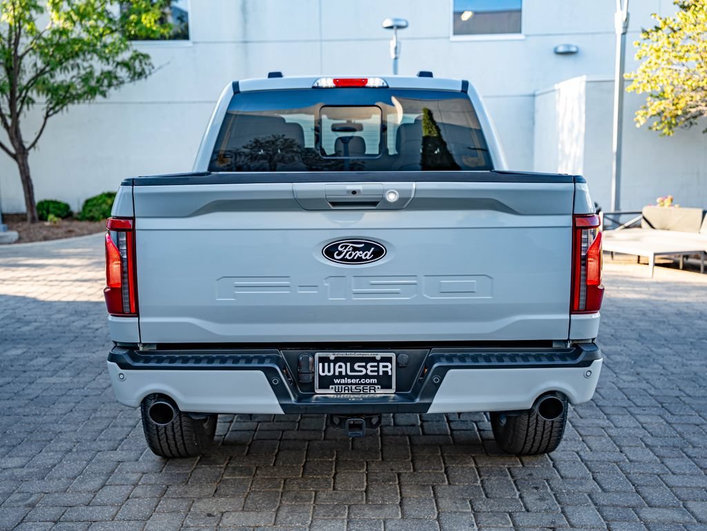 Used 2024 Avalanche Ford XLT image 6