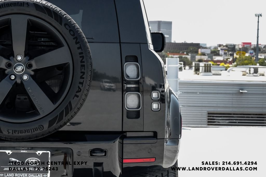Used 2024 Black Land Rover V8 image 49