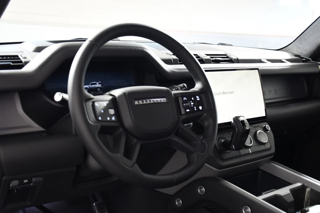 New 2026 Santorini Blk Land Rover V8 image 13