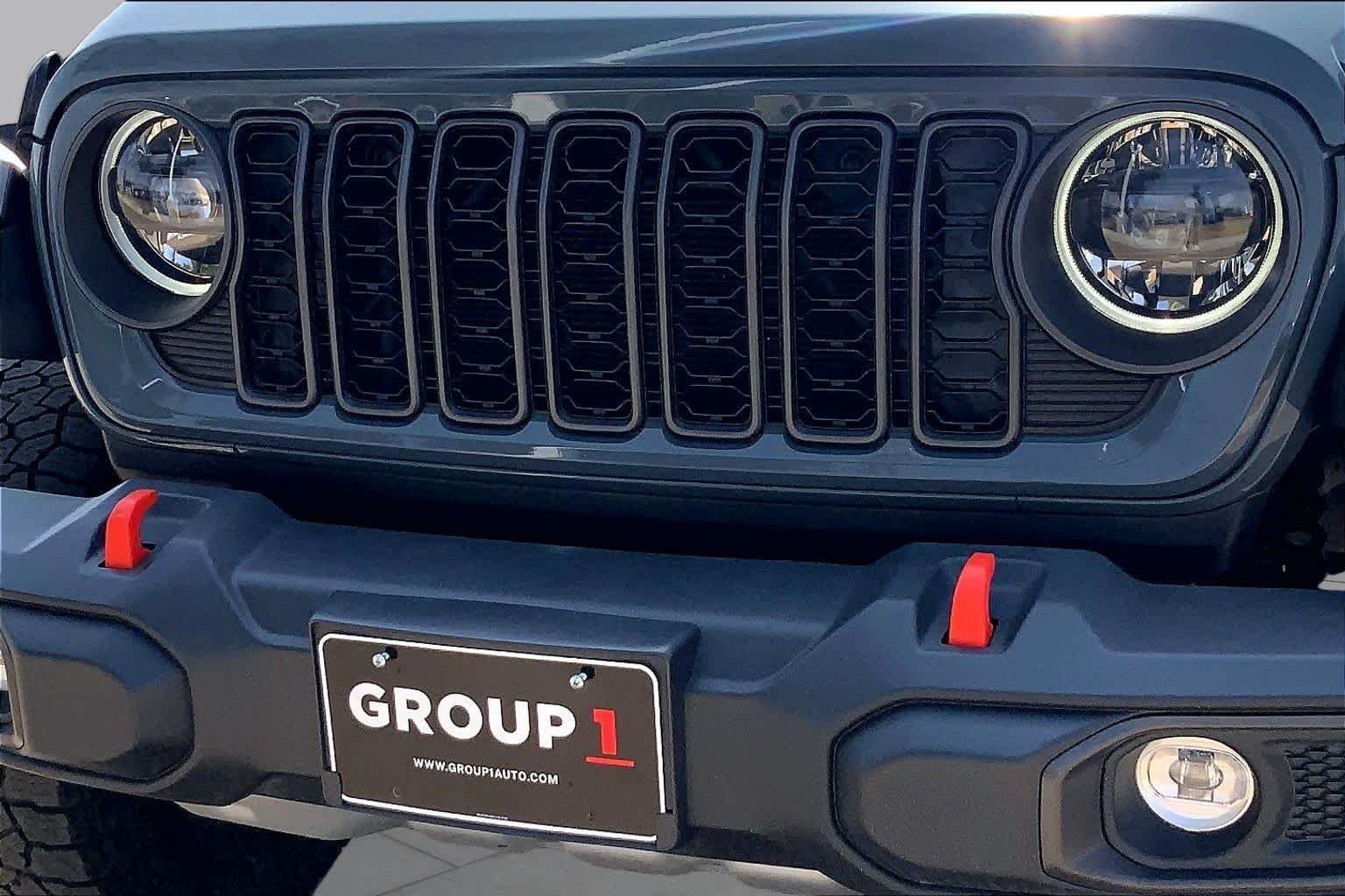 Used 2024 Anvil Clearcoat Jeep Mojave image 30