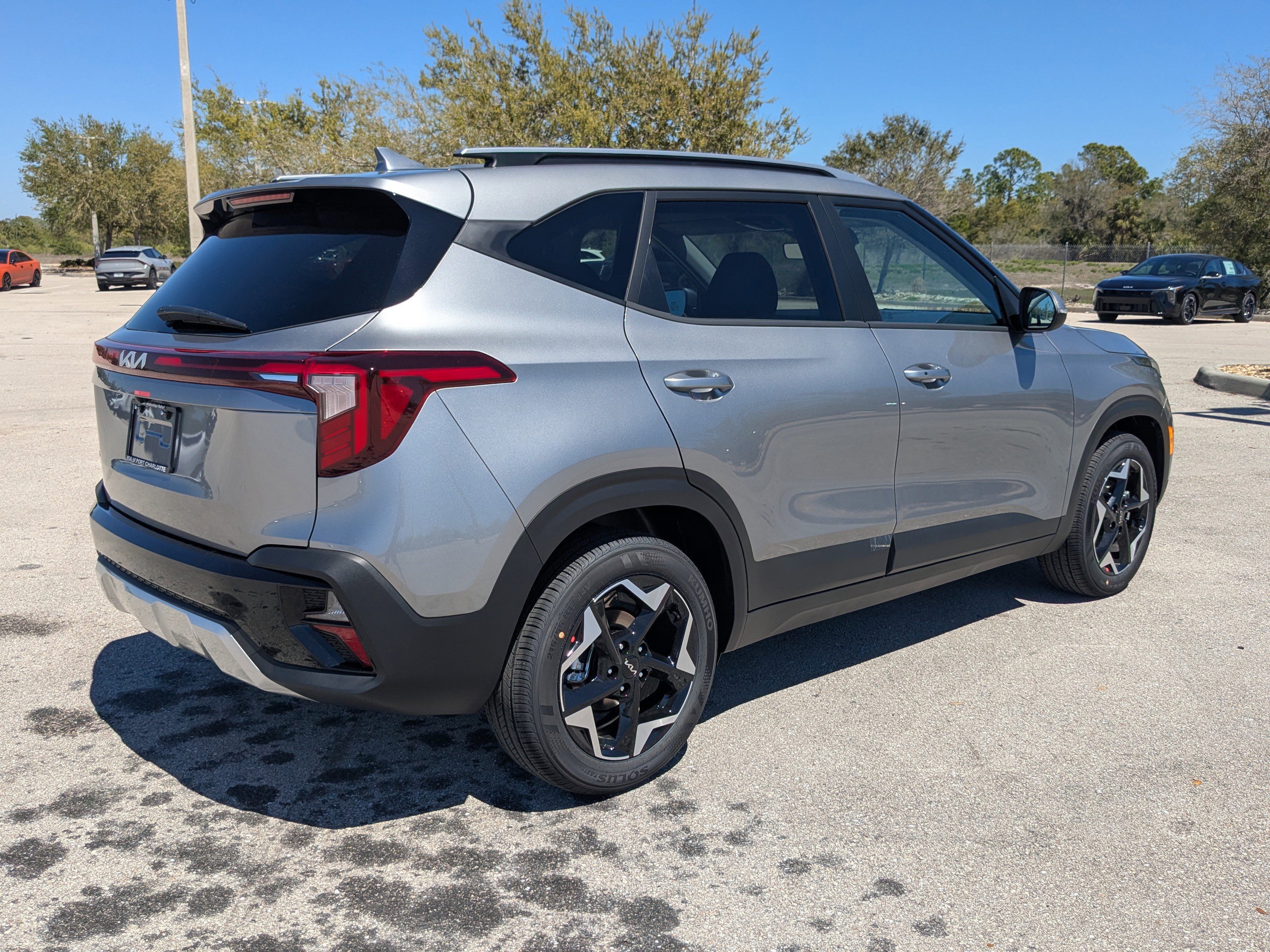 New 2026 Steel Gray Kia S image 5