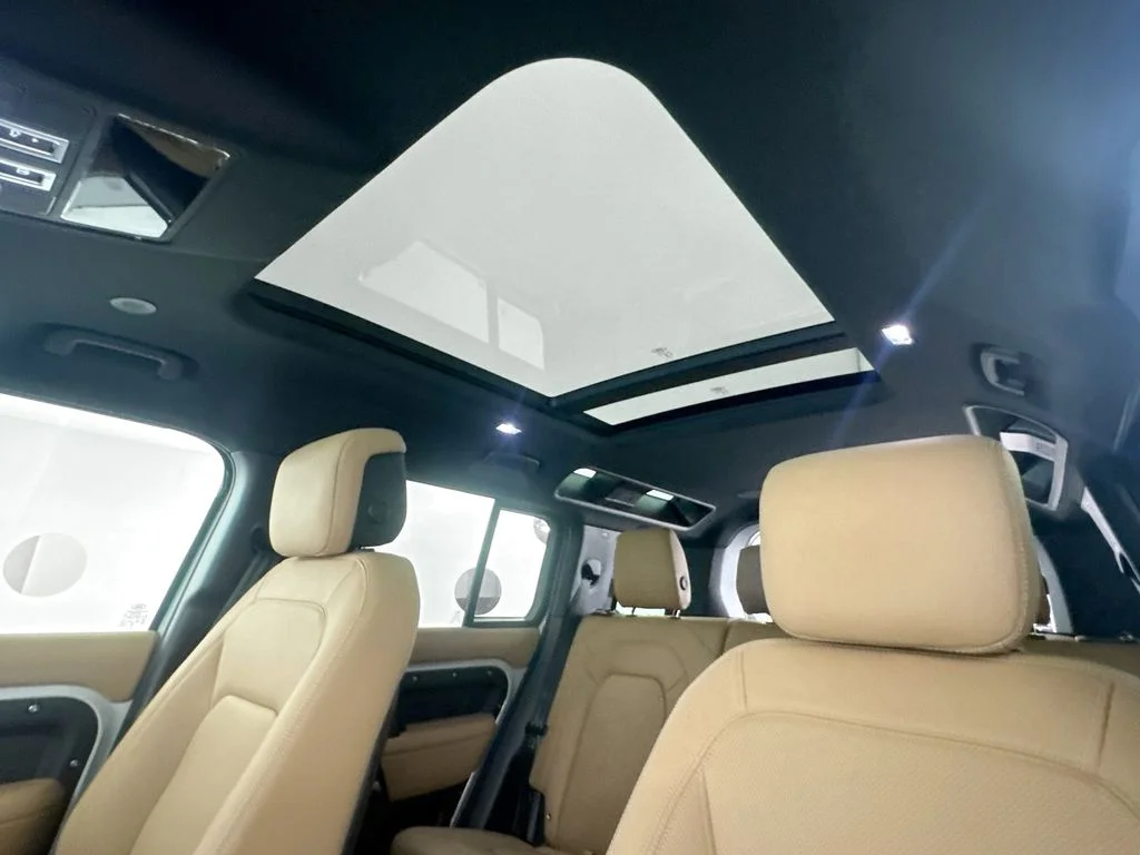 New 2026 Borasco Grey Land Rover X-Dynamic SE image 22