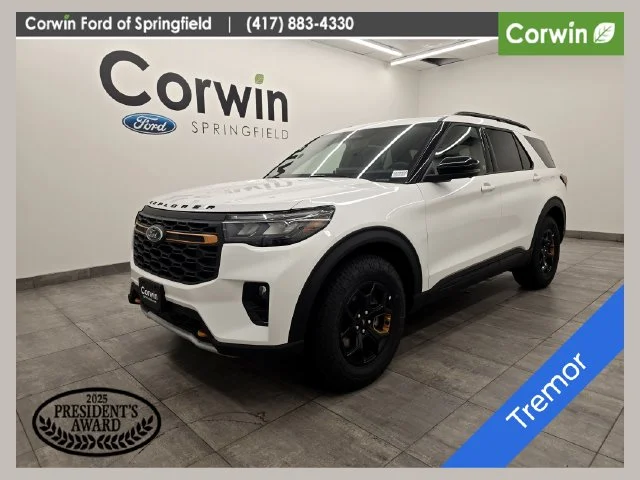 New 2026 Star White Metallic Tri-Coat Ford Tremor® image 1