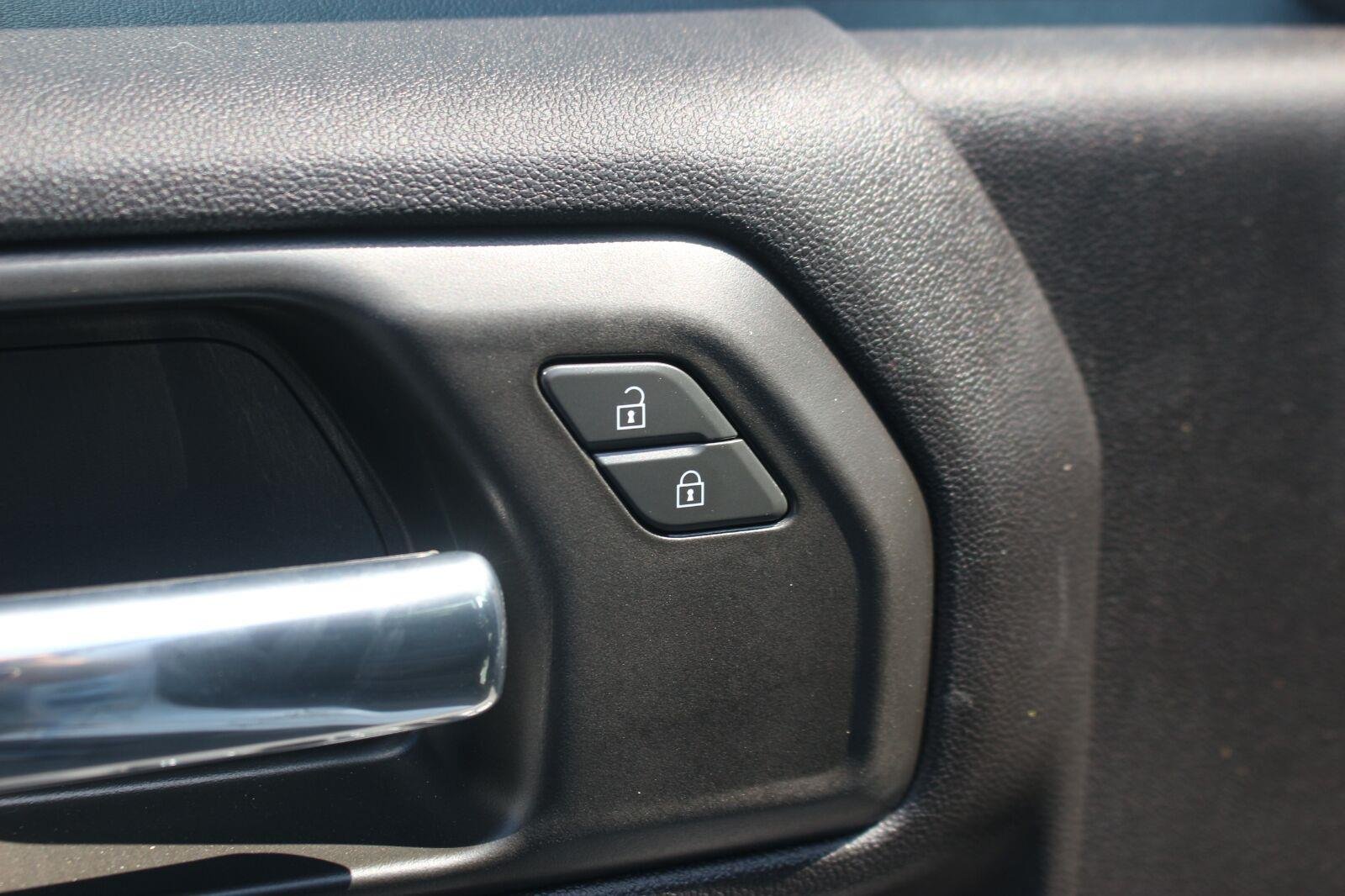 Used 2026 Summit White Chevrolet Custom image 15