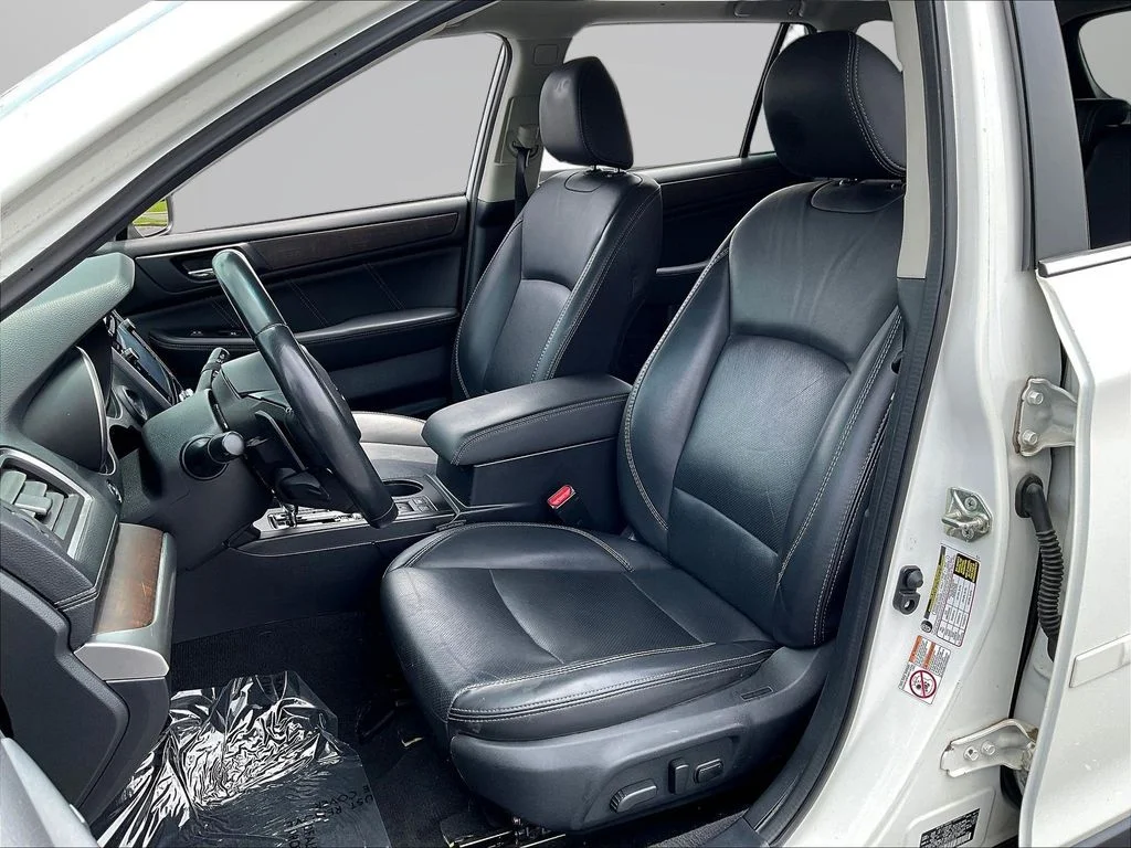 Certified Used 2019 White Subaru 2.5i image 21
