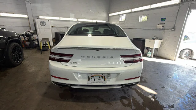 Used 2021 White Genesis 2.5T image 4