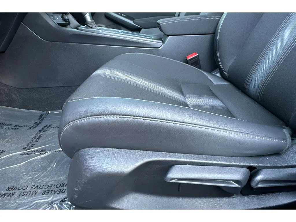 Used 2025 Rallye Red Honda Sport image 13