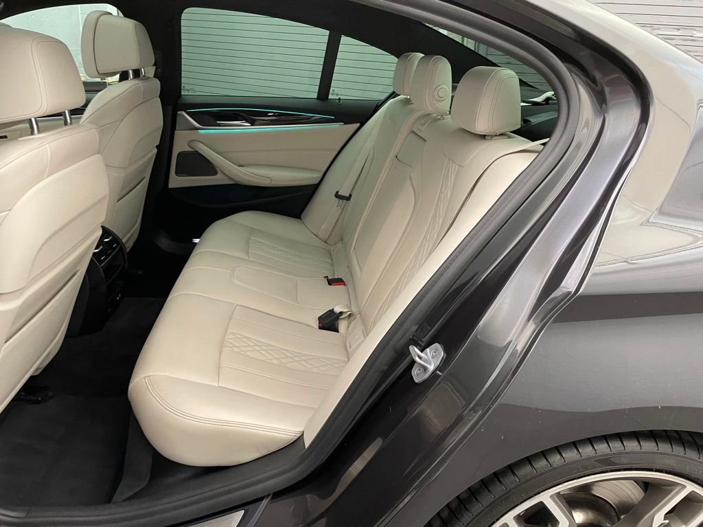 Used 2020 Gray BMW M550i xDrive image 24