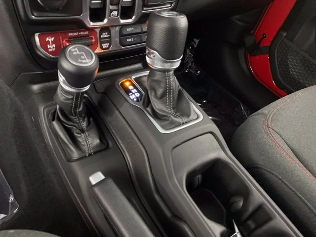 Used 2025 Red Jeep Rubicon image 31
