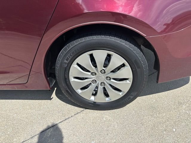 Used 2012 Red Honda LX image 10