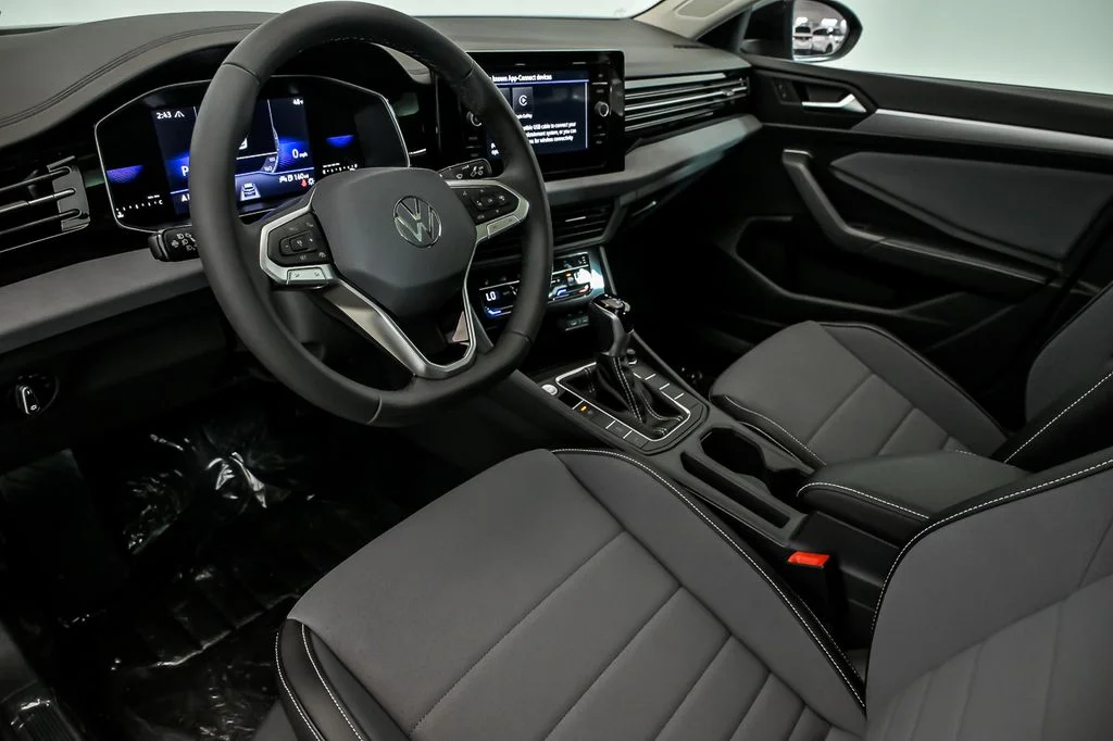 New 2026 Black Volkswagen 1.5T SE image 6