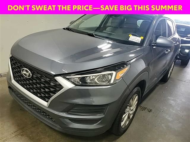 Used 2021 Gray Hyundai SE image 3