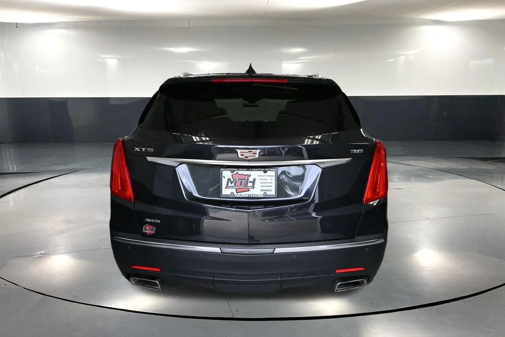 Used 2019 Black Cadillac Luxury image 7