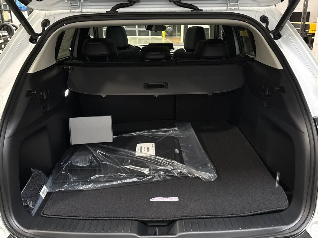 New 2026 Wind Chill Pearl Mazda 2.5 S Preferred AWD image 3