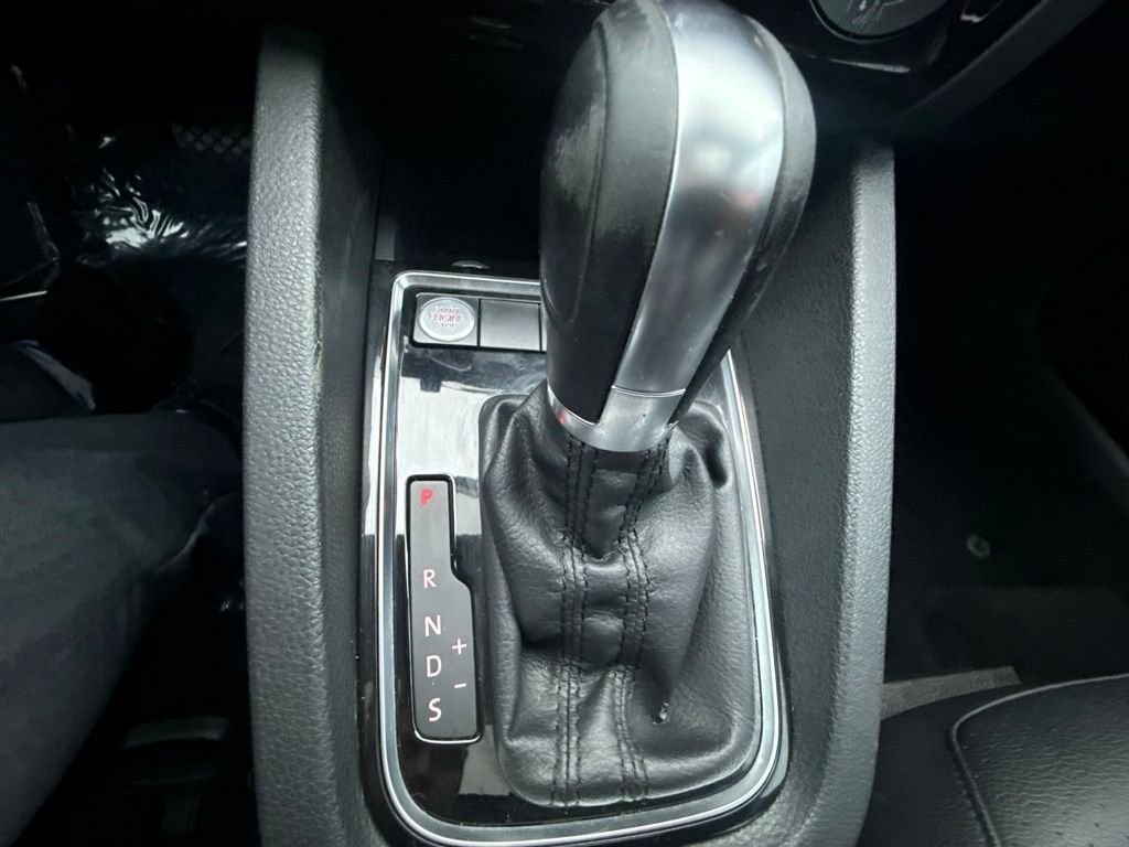 2018 Volkswagen Jetta SE Sport - Photo 26