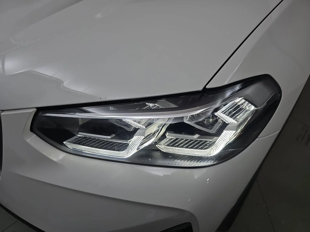 Used 2024 Alpine White BMW xDrive30i image 29