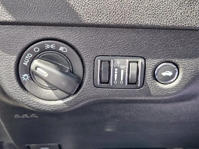 Used 2023 Gray Dodge SXT image 30