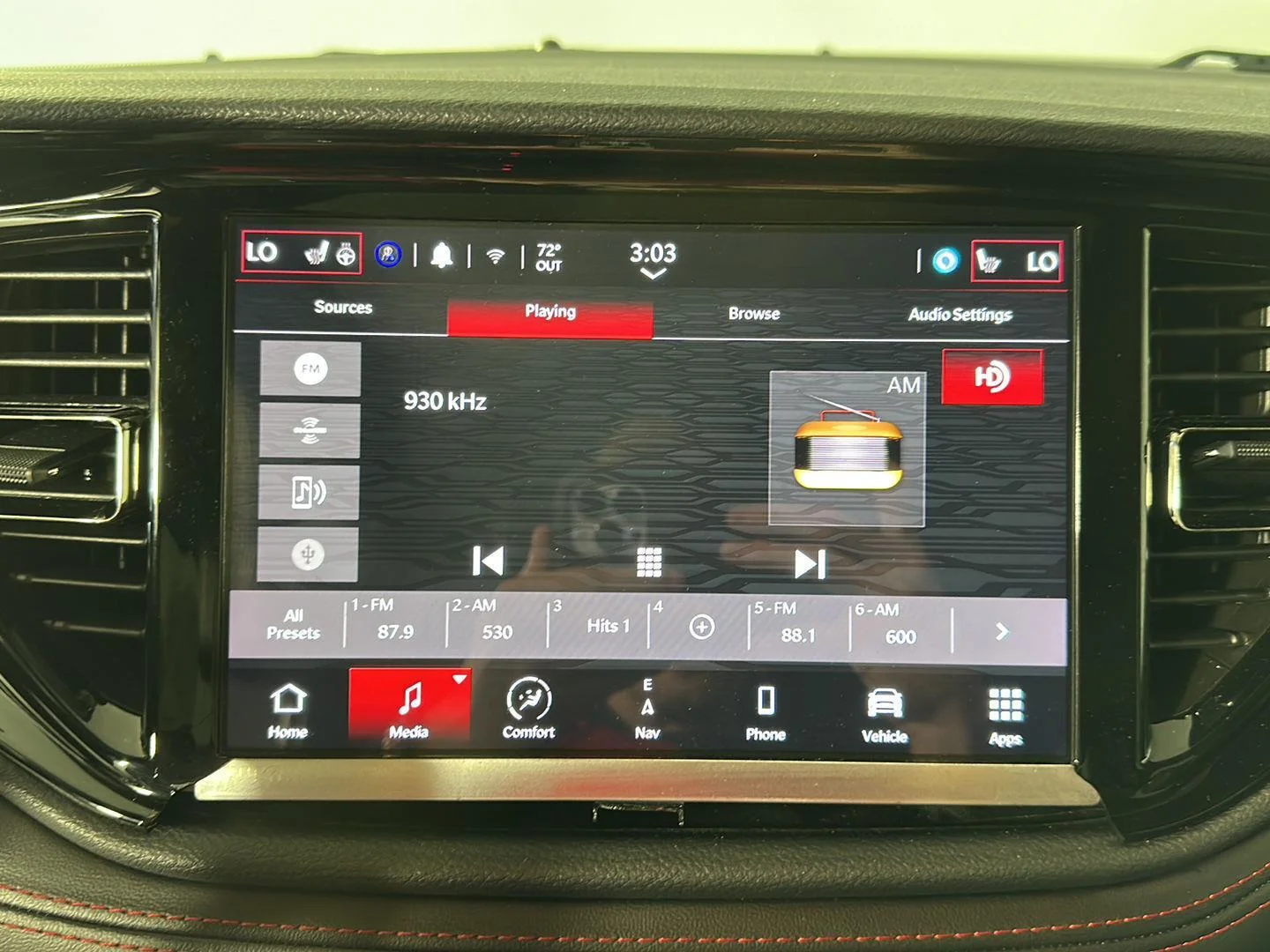 Used 2025 Vapour Grey Dodge R/T image 15