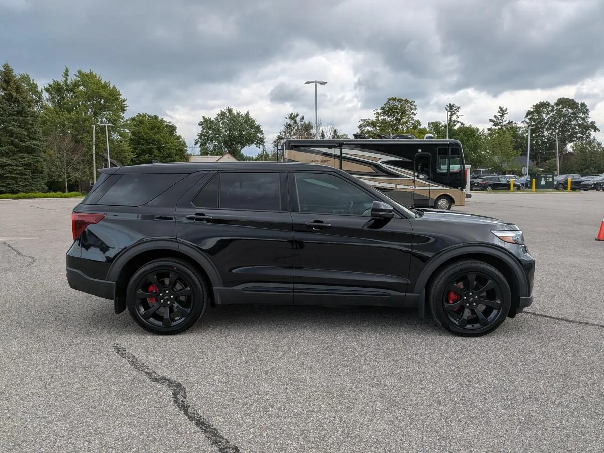 Used 2021 Black Ford St 4wd image 4