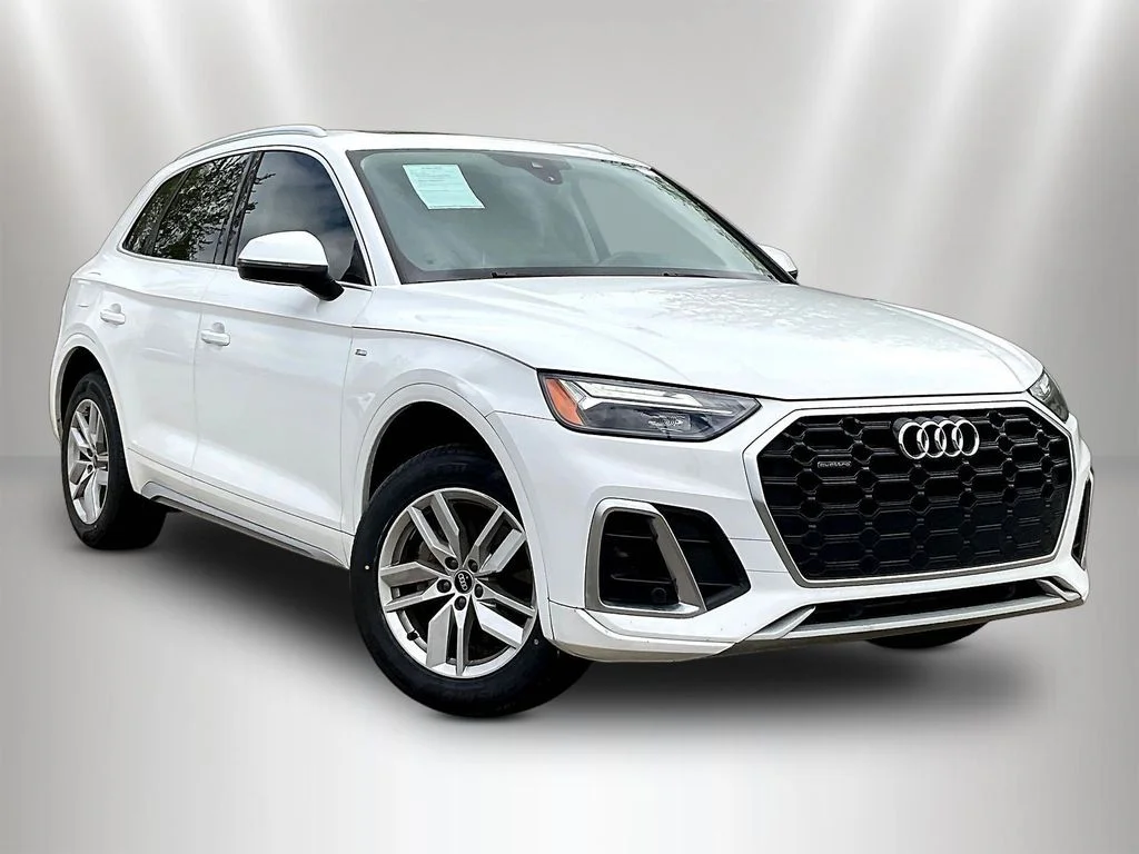 Used 2022 Ibis White Audi 45 S line Premium image 3