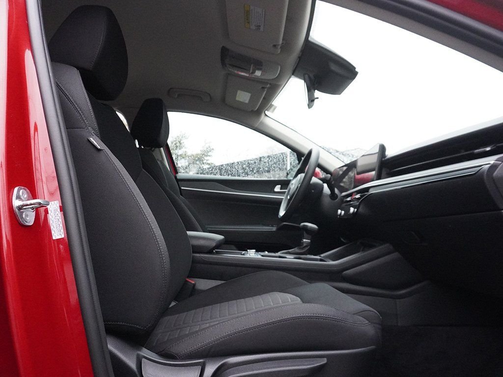 Used 2025 Red Kia LXS image 30