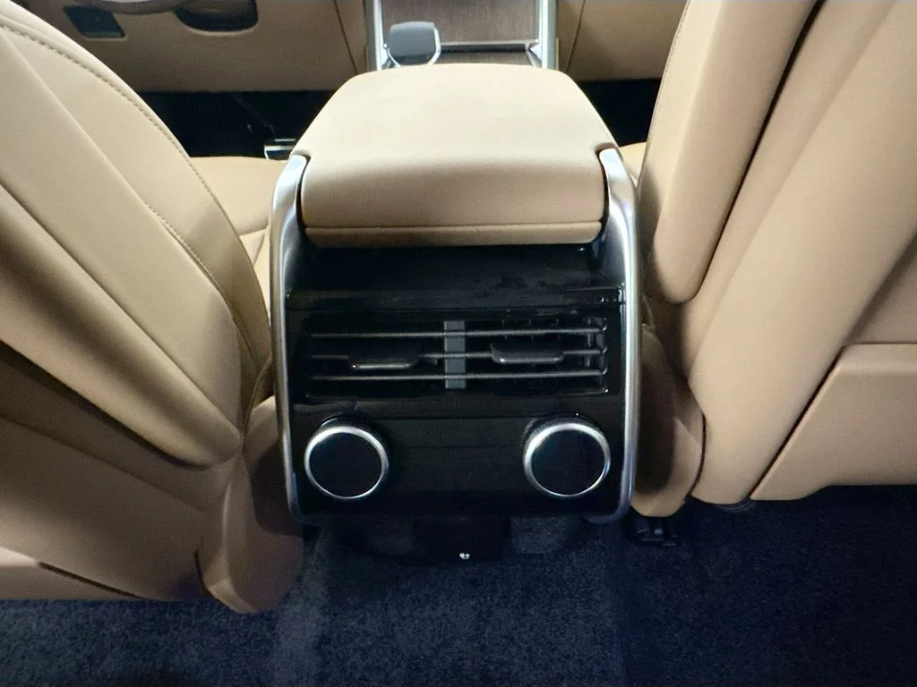 New 2026 Santorini Black Land Rover SE image 26