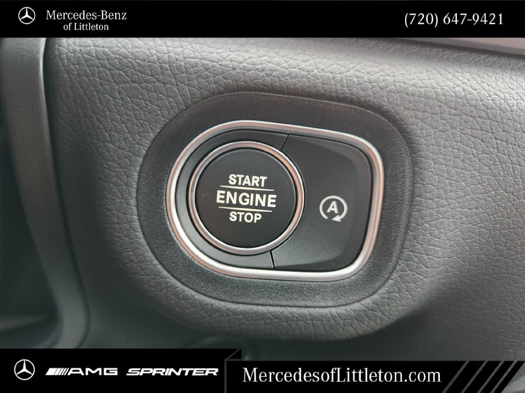 New 2027 MANUFAKTUR Moonlight White Metallic Mercedes-Benz GLE 450 Coupe image 19