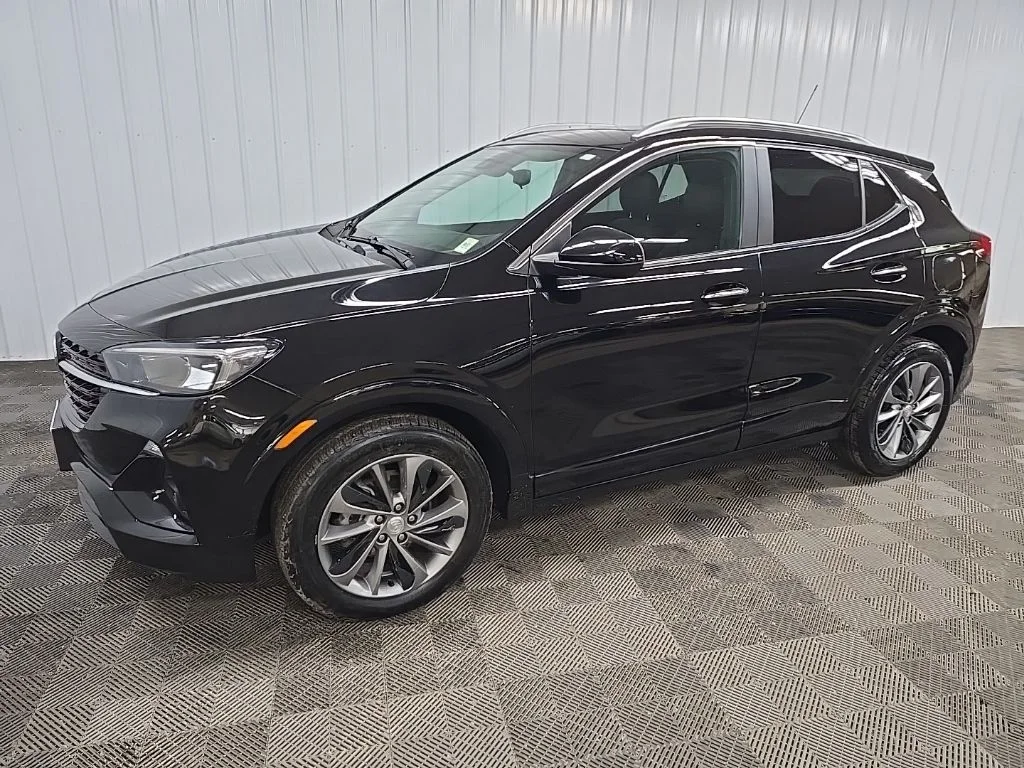 Used 2023 Black Buick Select image 6