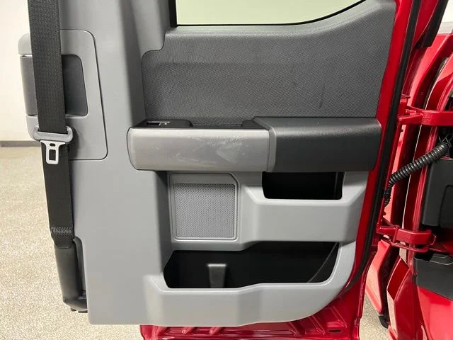 Used 2021 Red Ford XLT image 49