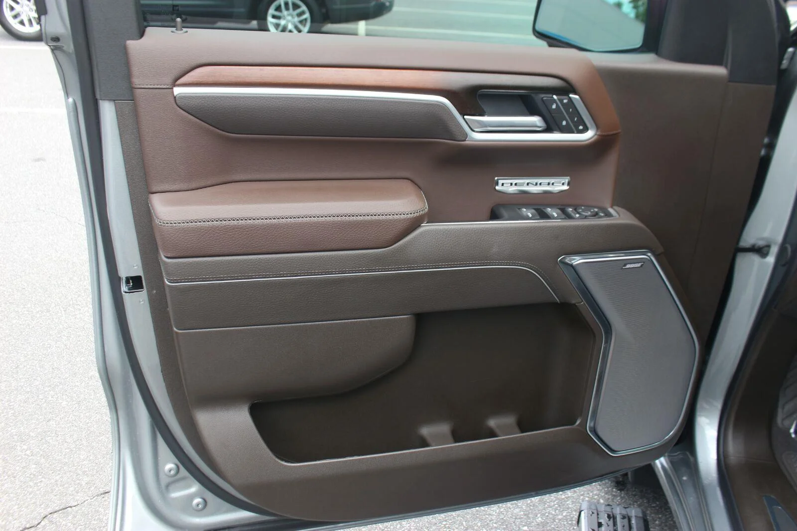 Used 2026 Sterling Metallic GMC Denali image 13