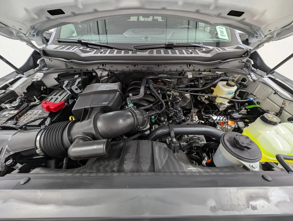 New 2026 Glacier Gray Metallic Tri-Coat Ford F-250® Lariat® image 35