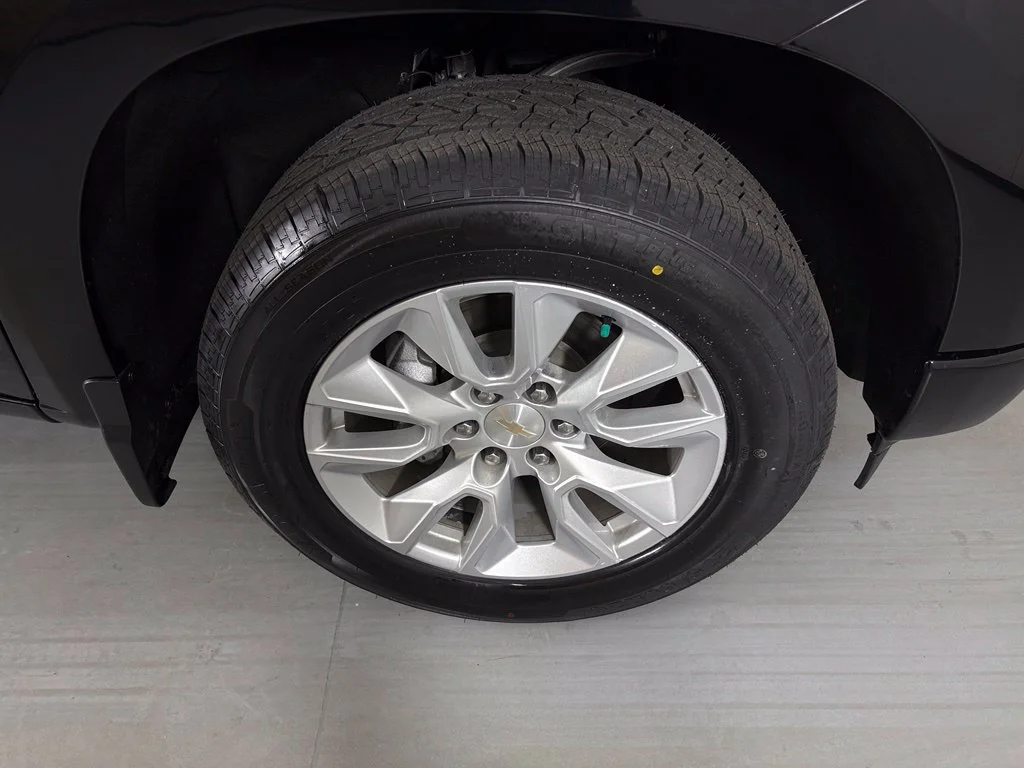 Used 2024 Black Chevrolet Custom image 12