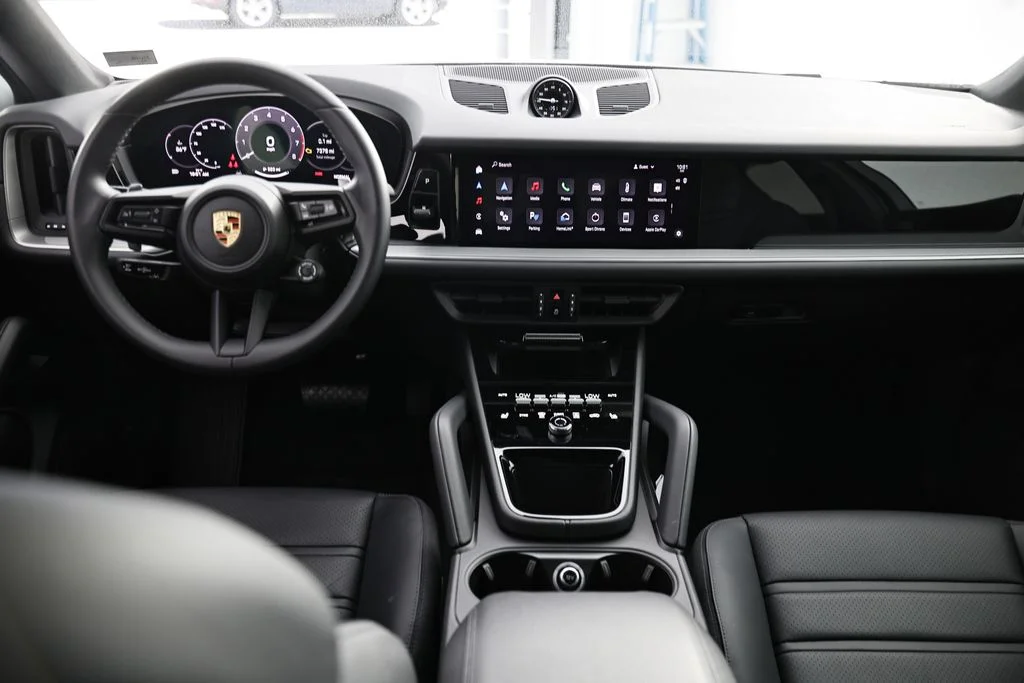 Used 2024 White Porsche  image 27