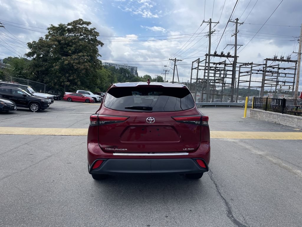 Used 2020 Red Toyota LE image 4