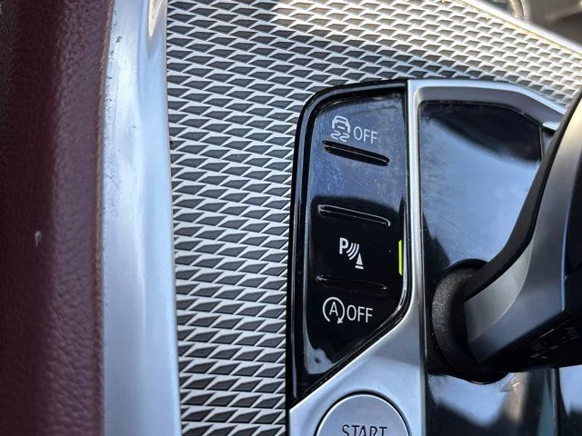 Used 2020 Gray BMW M50i image 43