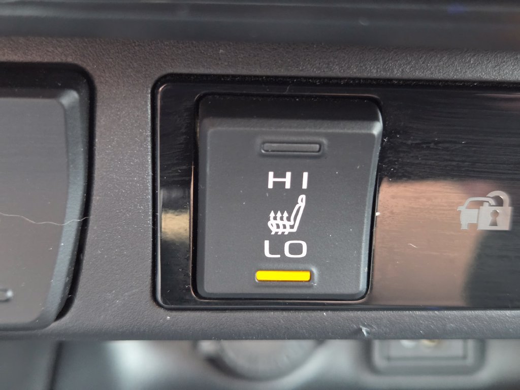 Certified Used 2025 Pearl Toyota XLE image 13
