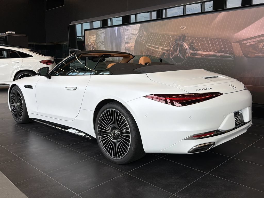 New 2027 MANUFAKTUR moonlight white magno (White Ambiance) Mercedes-Benz Maybach SL 680 Monogram Series image 47